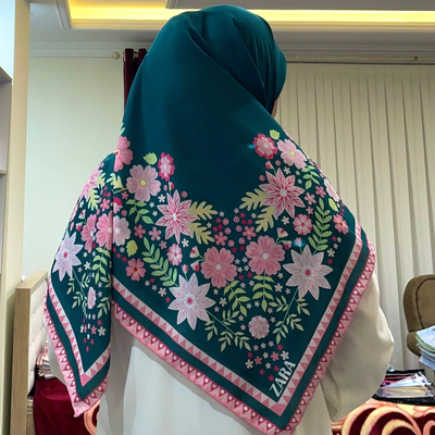 روسری جواهر