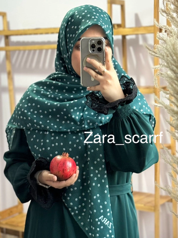 روسری سبزپررنگ بلوم