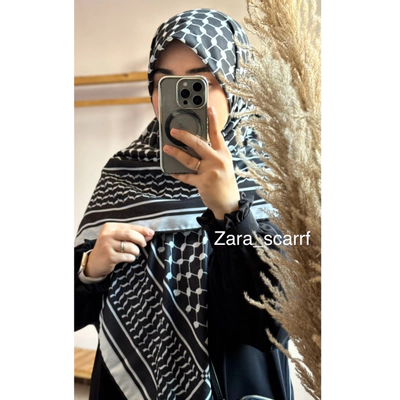 روسری موعود