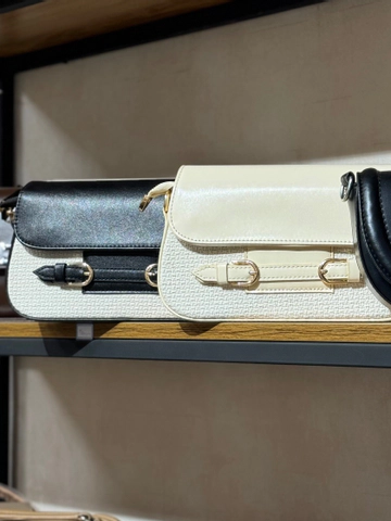 کیف کنفی مشکی و شیری