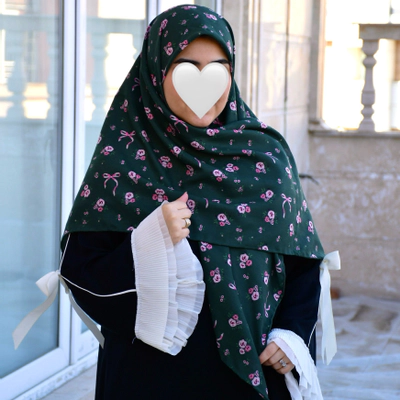 روسری رزا یشمی