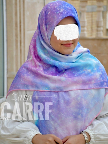 روسری کهکشانی روشن