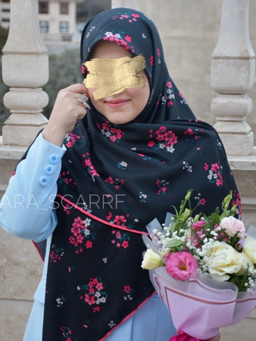 روسری مشکی گل صورتی
