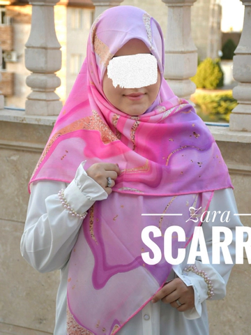 روسری صورتی رگه طلایی