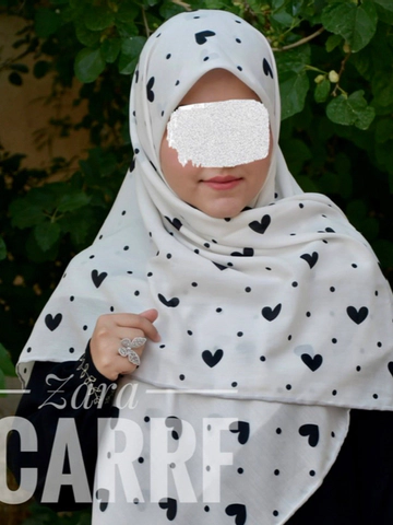 روسری سفید قلب مشکی