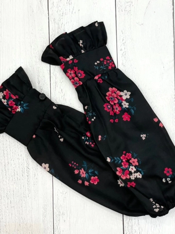 ساقدست مشکی گل صورتی آستین دکمه ای