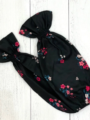 ساقدست مشکی گل صورتی آستین کشی