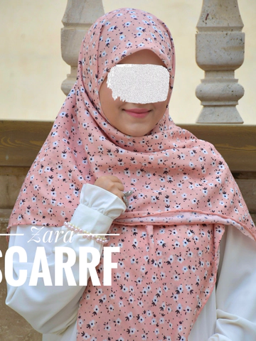 روسری صورتی روشن