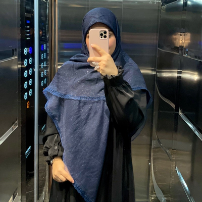 روسری سورمه ای اکلیلی